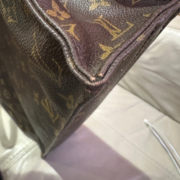 Huge Price Drop ⬇️ Louis Vuitton Monogram Sac Plat - Picture 12 of 16